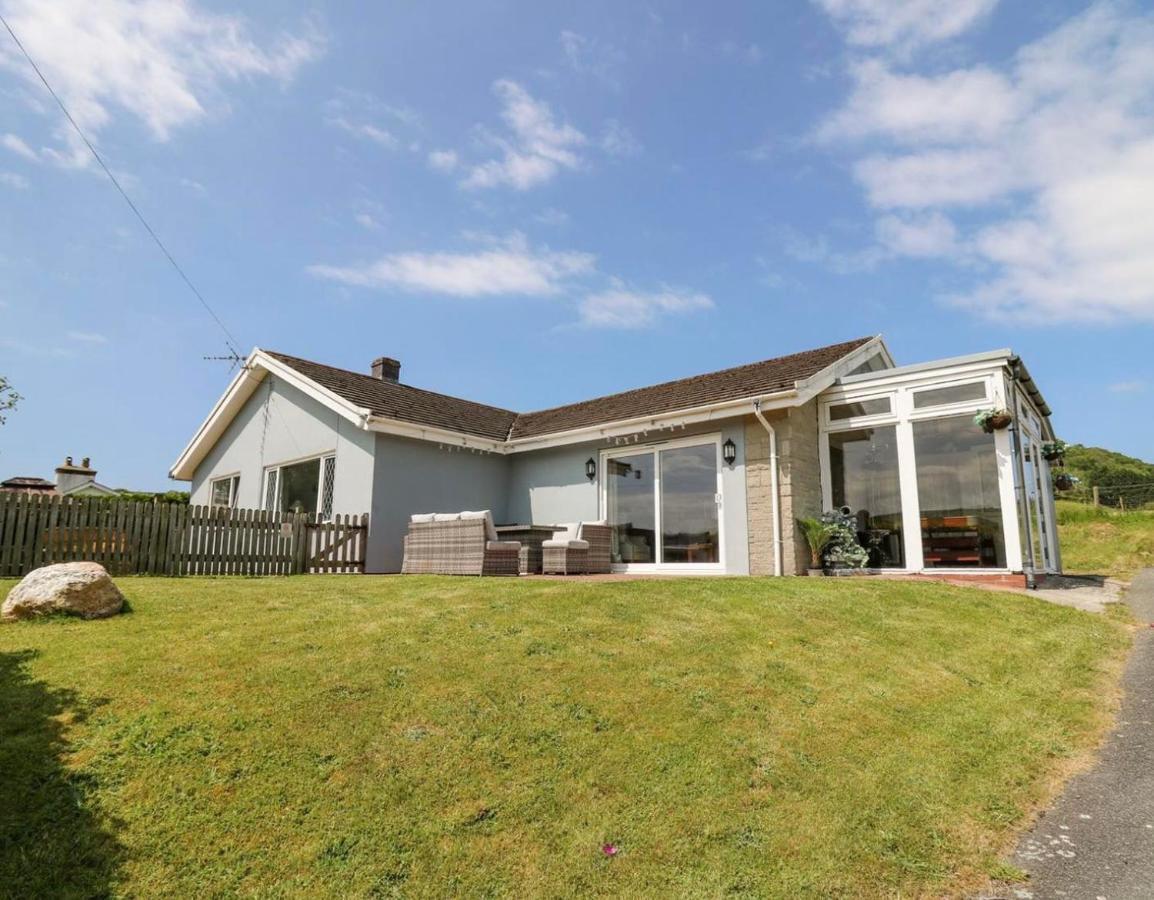 Aberceiro Bungalow Aberystwyth Exterior photo